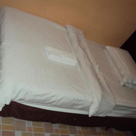 Kinabalu Borneo Hotel 亞庇 外观 照片