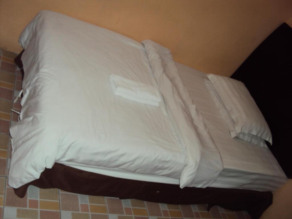 Kinabalu Borneo Hotel 亞庇 外观 照片